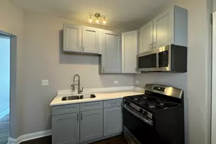 11022 S Vernon Ave, Chicago, IL 60628 - Photo 19