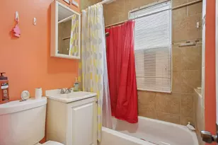 5925 W Iowa St, Chicago, IL 60651 - Photo 11