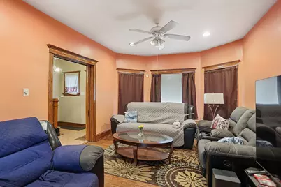 5925 W Iowa Street, Chicago, IL 60651 - Photo 3