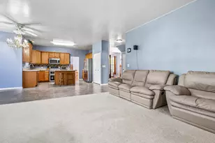 25226 Balmoral Dr, Shorewood, IL 60404 - Photo 15