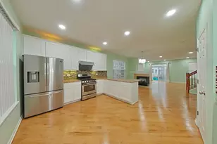 848 Station Blvd, Aurora, IL 60504 - Photo 3