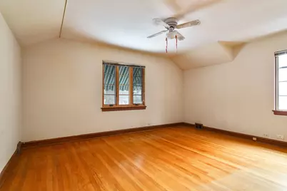 9534 Harding Avenue, Evanston, IL 60203 - Photo 11