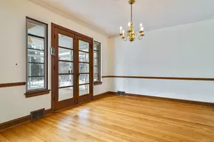 9534 Harding Ave, Evanston, IL 60203 - Photo 5