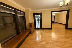 371 Fulton St, Elgin, IL 60120 - Photo 7