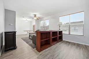 1462 Legacy Dr, Dekalb, IL 60115 - Photo 7