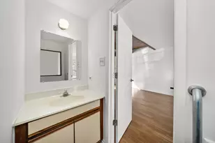 430 Normandie Ln, Round Lake Beach, IL 60073 - Photo 9