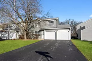 430 Normandie Ln, Round Lake Beach, IL 60073 - Photo 17