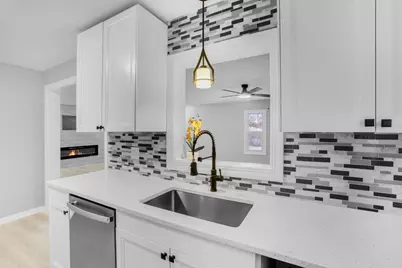 3250 186th Street, Lansing, IL 60438 - Photo 5