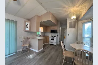 2795 E 28th Lot 586 Road, Seneca, IL 61360 - Photo 7