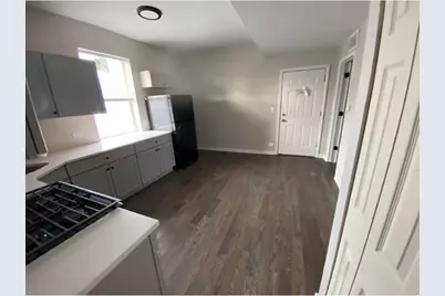 8744 S Saginaw Avenue, Chicago, IL 60617 - Photo 11