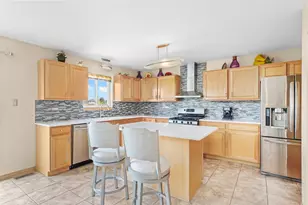 1514 Spring Oaks Dr, Joliet, IL 60431 - Photo 9