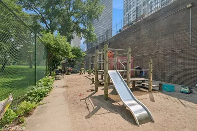 5455 N Sheridan Road #1601, Chicago, IL 60640 - Photo 13