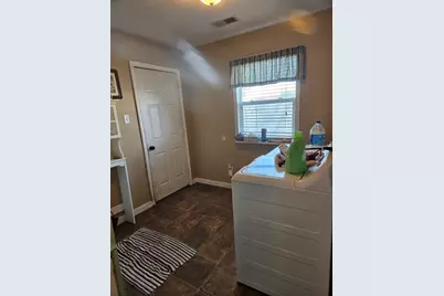 2202 Chestnut Avenue, Sterling, IL 61081 - Photo 7