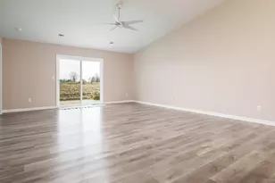 4489 Squaw Vly Dr, Loves Park, IL 61111 - Photo 19