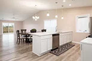 4489 Squaw Vly Dr, Loves Park, IL 61111 - Photo 11