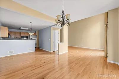 5473 McDonough Road #5473, Hoffman Estates, IL 60192 - Photo 9