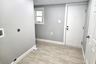 913 N 12th St, Quincy, IL 62301 - Photo 9