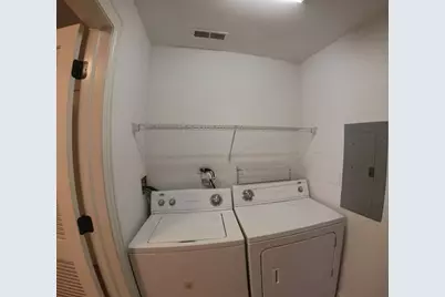 10765 Clocktower Drive #401, Countryside, IL 60525 - Photo 9