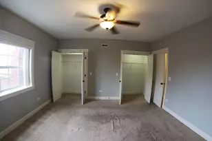 10765 Clock Tower Dr, Countryside, IL 60525 - Photo 11