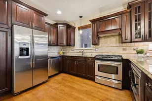 6121 N Winthrop Ave, Chicago, IL 60660 - Photo 17