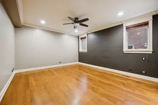 6121 N Winthrop Ave, Chicago, IL 60660 - Photo 21