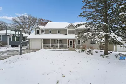 293 Abbotsford Court, Glen Ellyn, IL 60137 - Photo 1