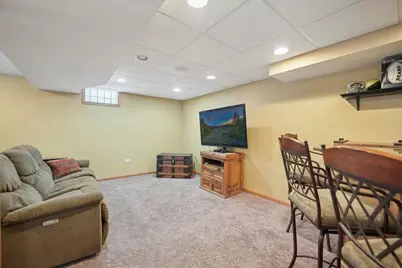 293 Abbotsford Court, Glen Ellyn, IL 60137 - Photo 19