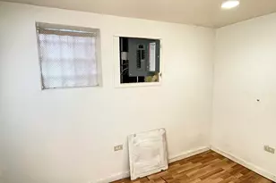 1318 N Menard Ave, Chicago, IL 60651 - Photo 17