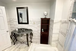 1318 N Menard Ave, Chicago, IL 60651 - Photo 5