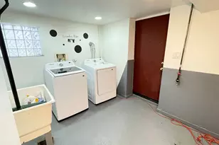 1318 N Menard Ave, Chicago, IL 60651 - Photo 19