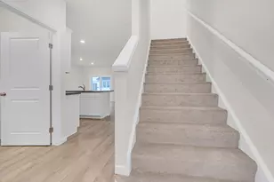 5917 Hawkweed Dr, Naperville, IL 60564 - Photo 9