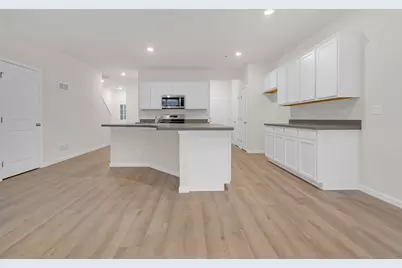 5917 Hawkweed Drive, Naperville, IL 60564 - Photo 5