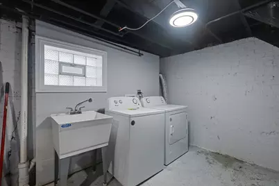 9107 S Dante Avenue, Chicago, IL 60619 - Photo 19