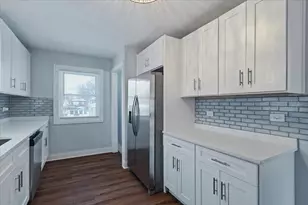 9107 S Dante Ave, Chicago, IL 60619 - Photo 7