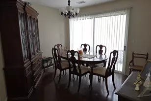 2466 Charleston Dr, Schaumburg, IL 60193 - Photo 7