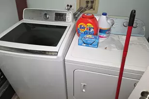 2466 Charleston Dr, Schaumburg, IL 60193 - Photo 15