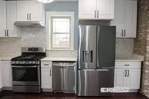 2026 W McLean Ave, Chicago, IL 60647 - Photo 11