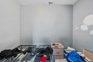 8420 S Burley Ave, Chicago, IL 60617 - Photo 13