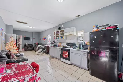 8420 S Burley Avenue, Chicago, IL 60617 - Photo 11