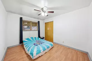 866 Greenbay Ave, Calumet City, IL 60409 - Photo 25