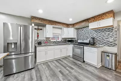 866 Greenbay Avenue, Calumet City, IL 60409 - Photo 17