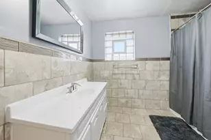 866 Greenbay Ave, Calumet City, IL 60409 - Photo 21