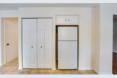 [Address not provided], Naperville, IL 60540 - Photo 7