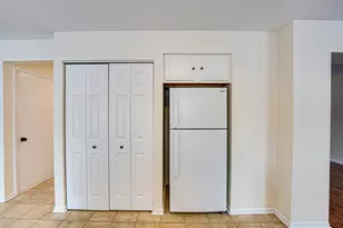 [Address not provided], Naperville, IL 60540 - Photo 7