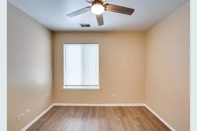 [Address not provided], Naperville, IL 60540 - Photo 13