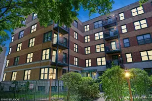 2545 W Catalpa Ave, Chicago, IL 60625 - Photo 19