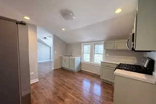 315 W 111th St, Chicago, IL 60628 - Photo 9