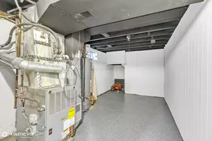 4938 W Randolph St, Hillside, IL 60162 - Photo 25