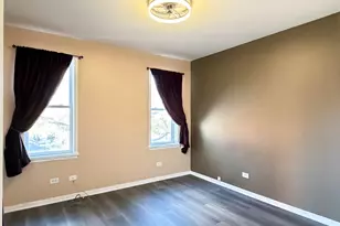 1300 W Grenshaw St, Chicago, IL 60607 - Photo 9