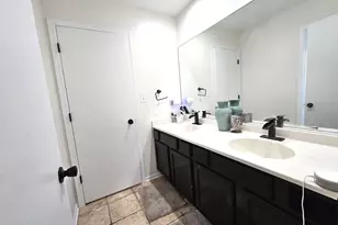 5417 Christopher Dr, Oak Forest, IL 60452 - Photo 19